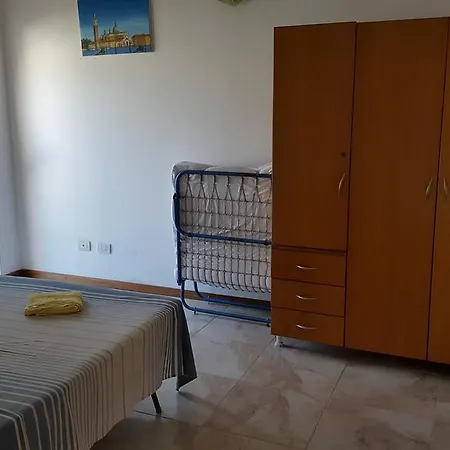 Velaj Apartmán *