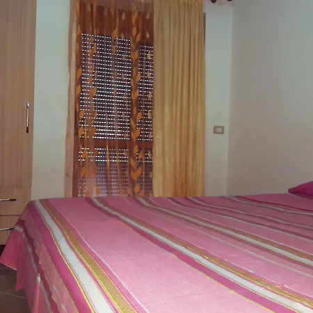 Apartament Velaj