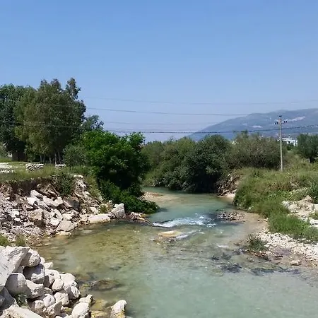 Velaj *