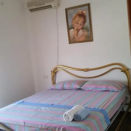 Apartament Velaj