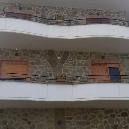 Velaj * Орикум